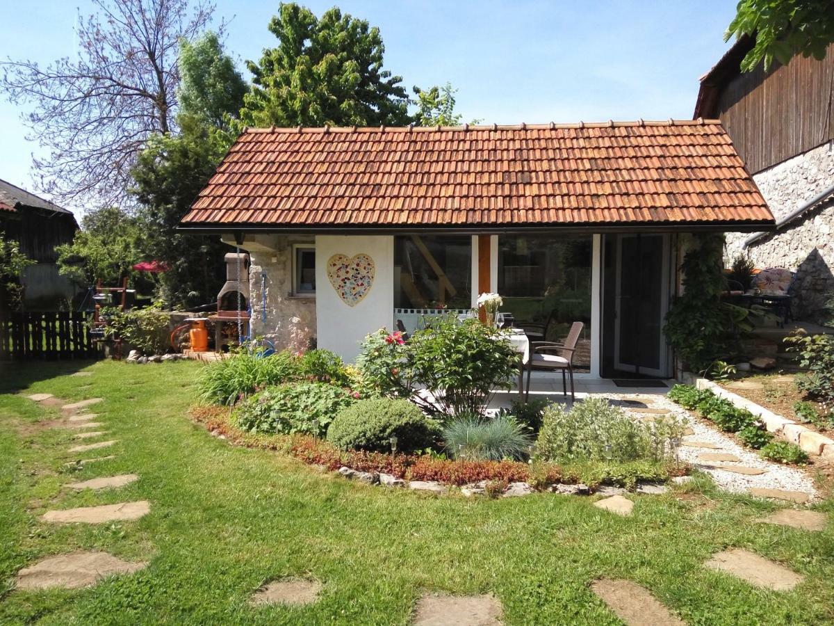Tiny House With A Big Heart Villa Постойна Екстериор снимка